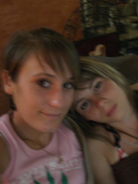 hey lé sista en force kes kil ya!!mddr!!JeT'AiMe tRo fOr